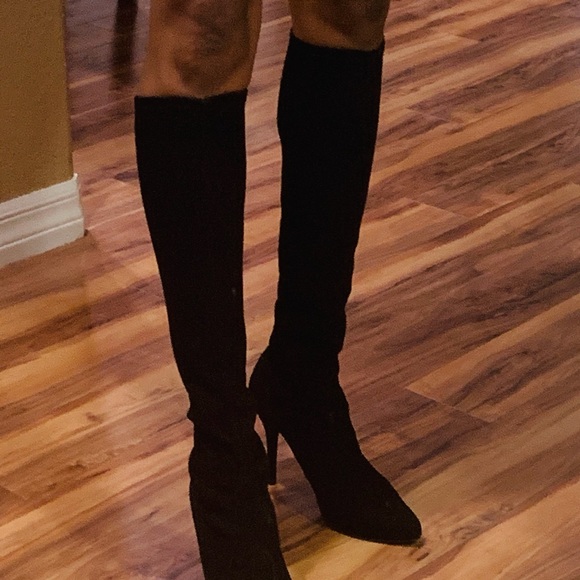 Stuart Weitzman Jefe Suede Boot - Picture 9 of 14